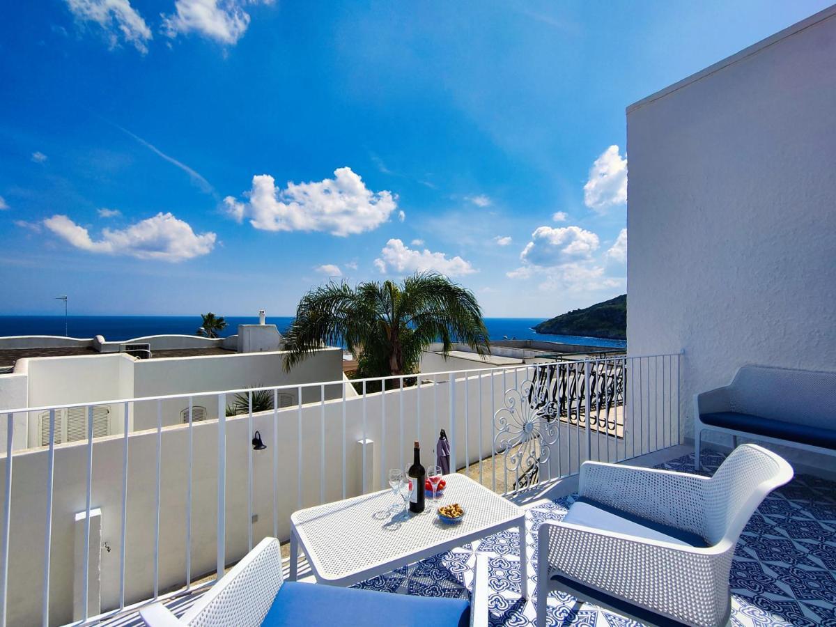 La Caura Di Casa Camilla Journey Apartman Marina Serra Kültér fotó