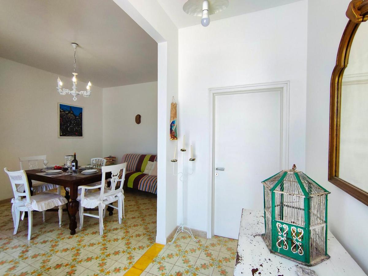 La Caura Di Casa Camilla Journey Apartman Marina Serra Kültér fotó